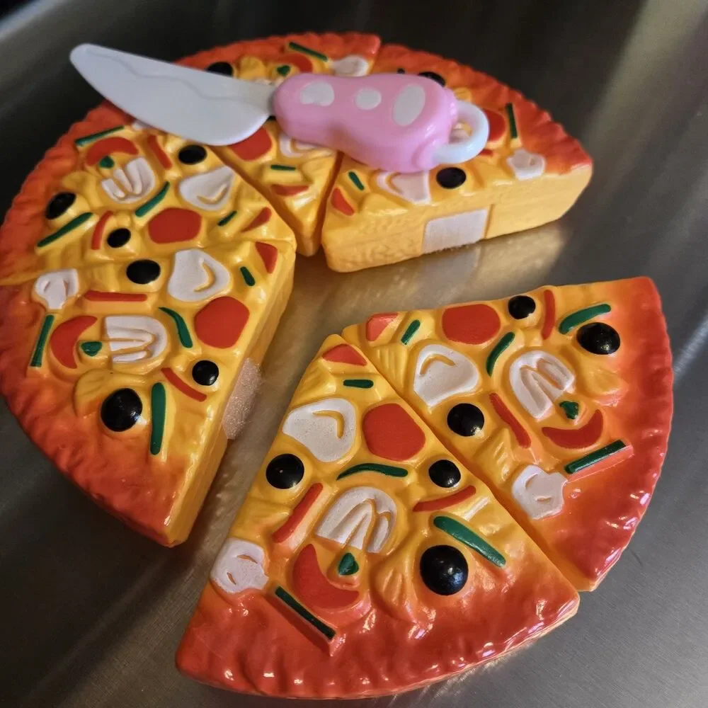 Pretend Kitchen Cut And Play Pizza Food With Play Knife.